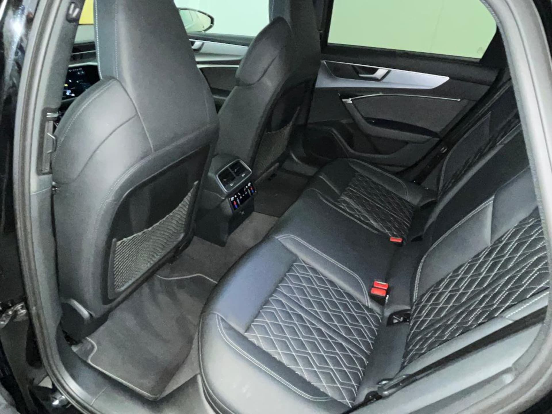 Audi A6 Avant S line