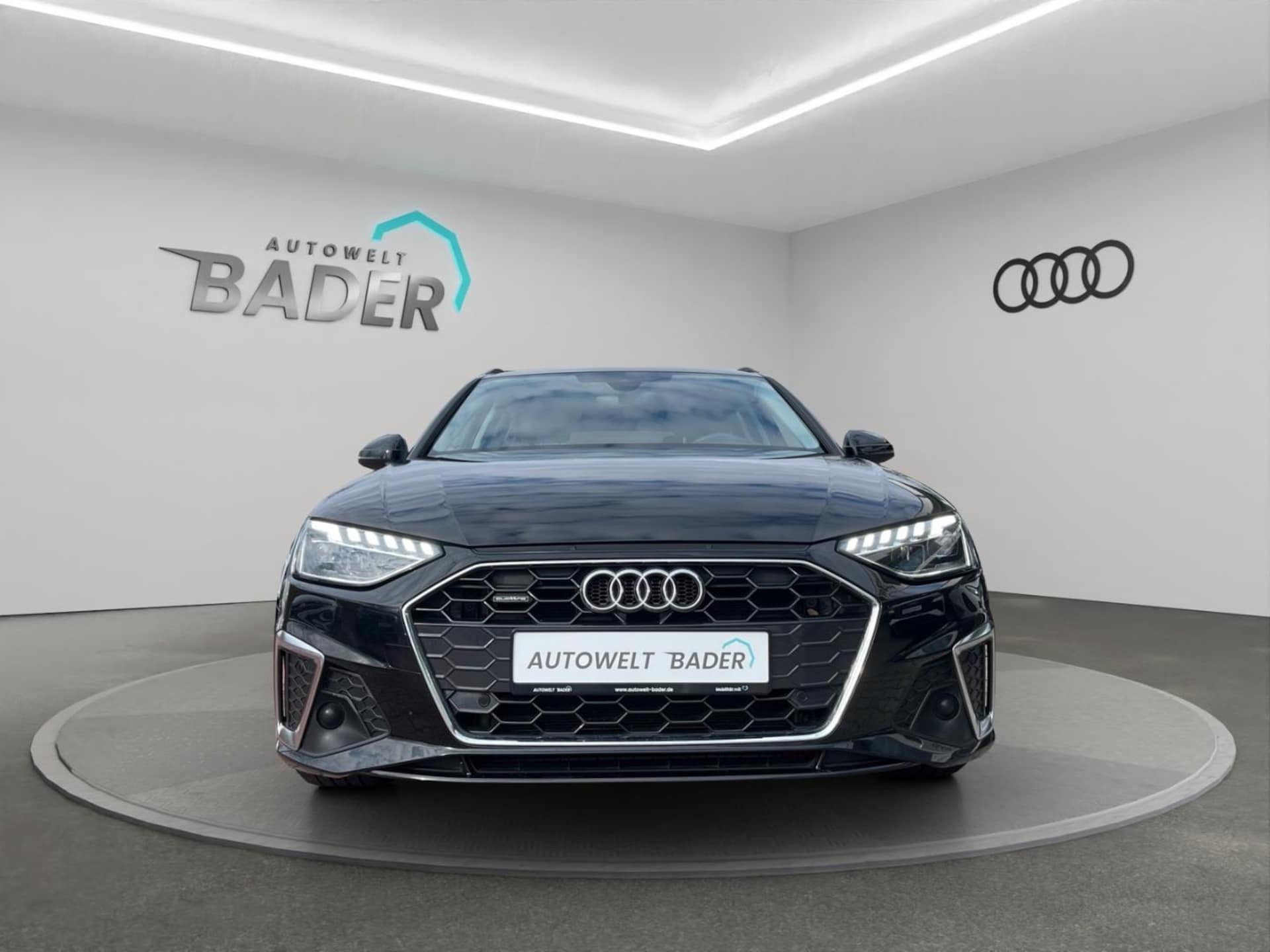 Audi A4 Avant S line