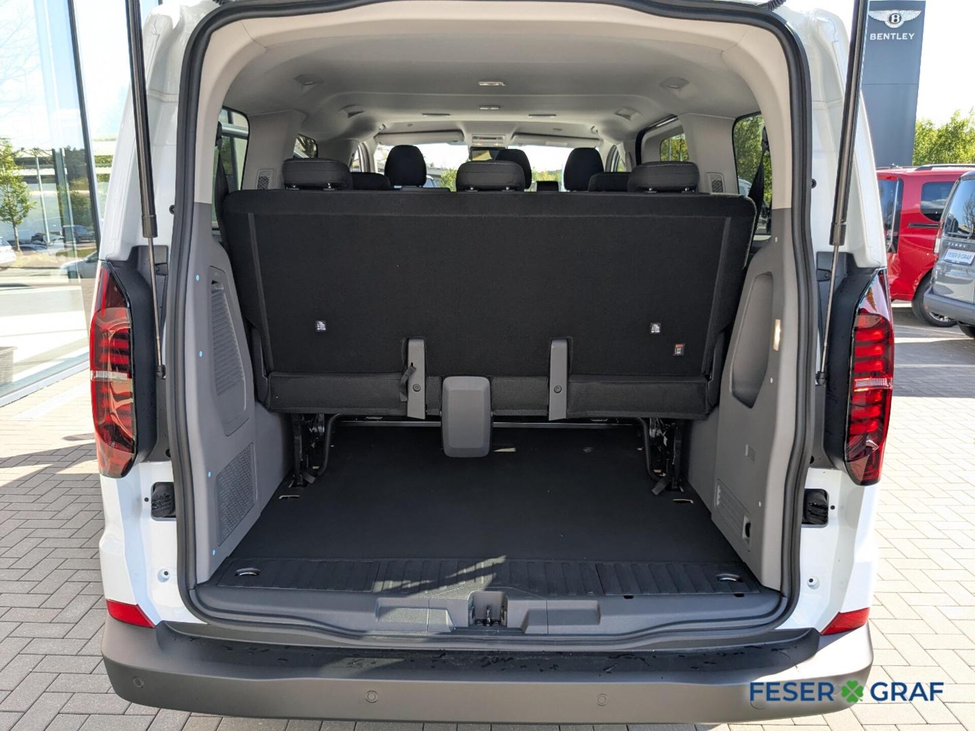 Volkswagen e-Caravelle