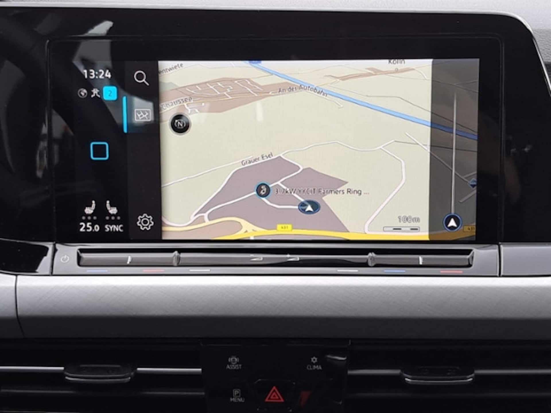 Volkswagen Golf Variant Life