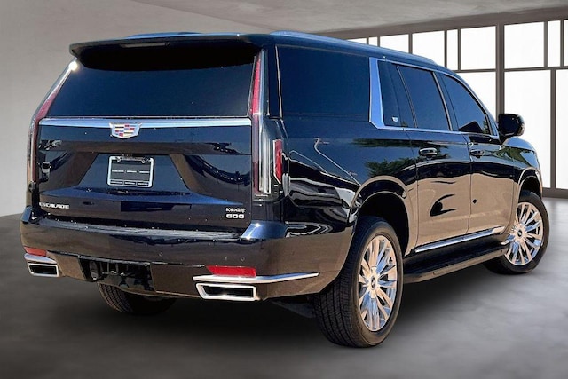 2023 Cadillac Escalade ESV