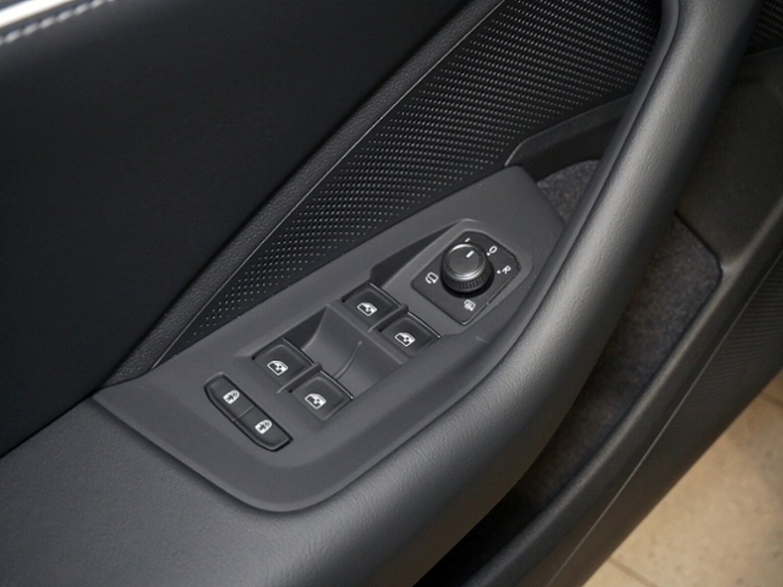 Volkswagen Passat – Bild 18