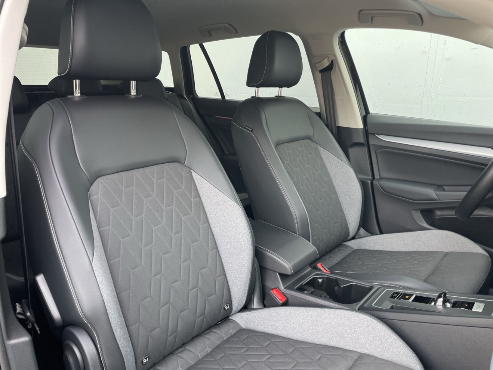 Volkswagen Golf Variant – Bild 9