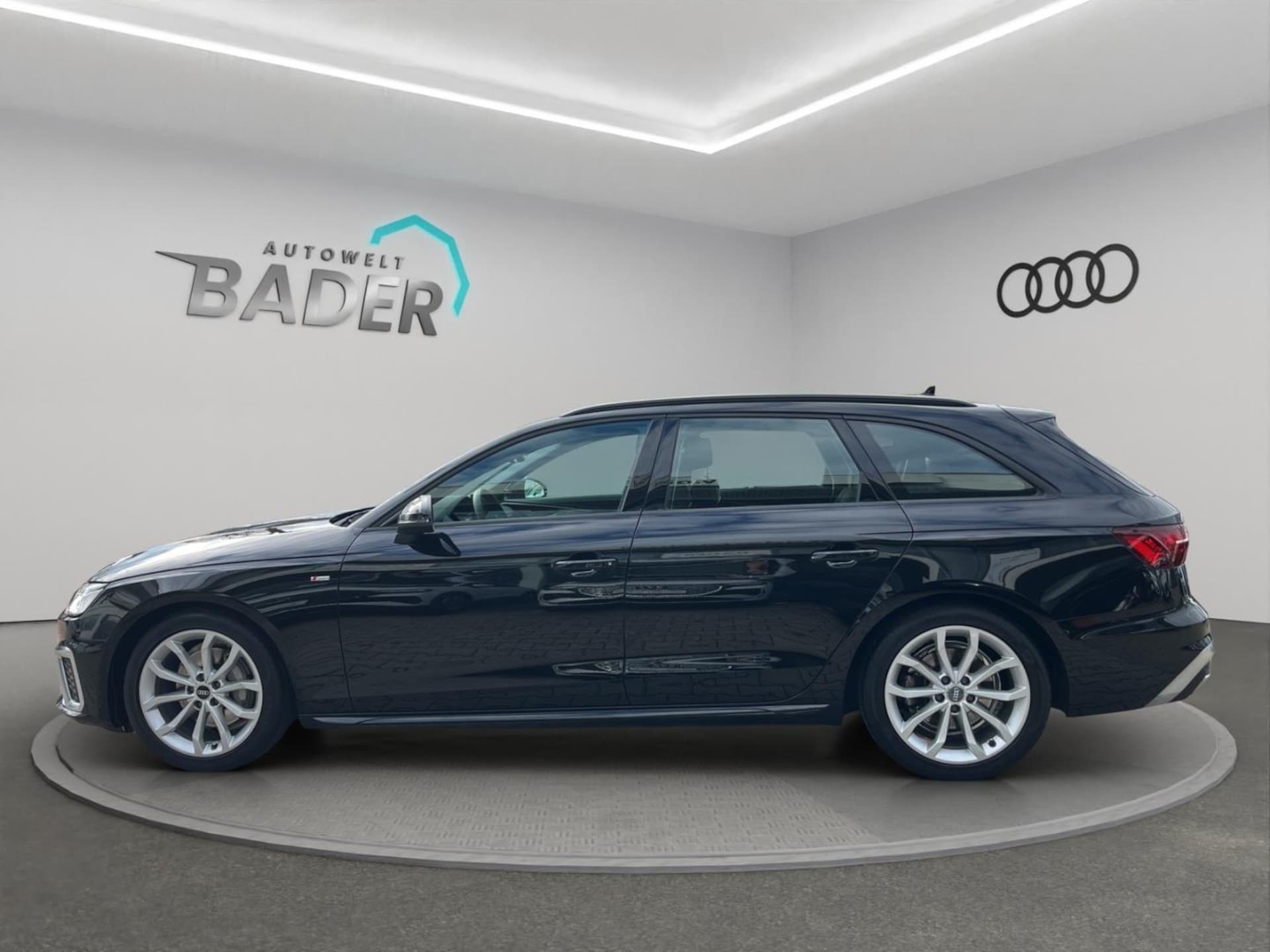 Audi A4 Avant S line