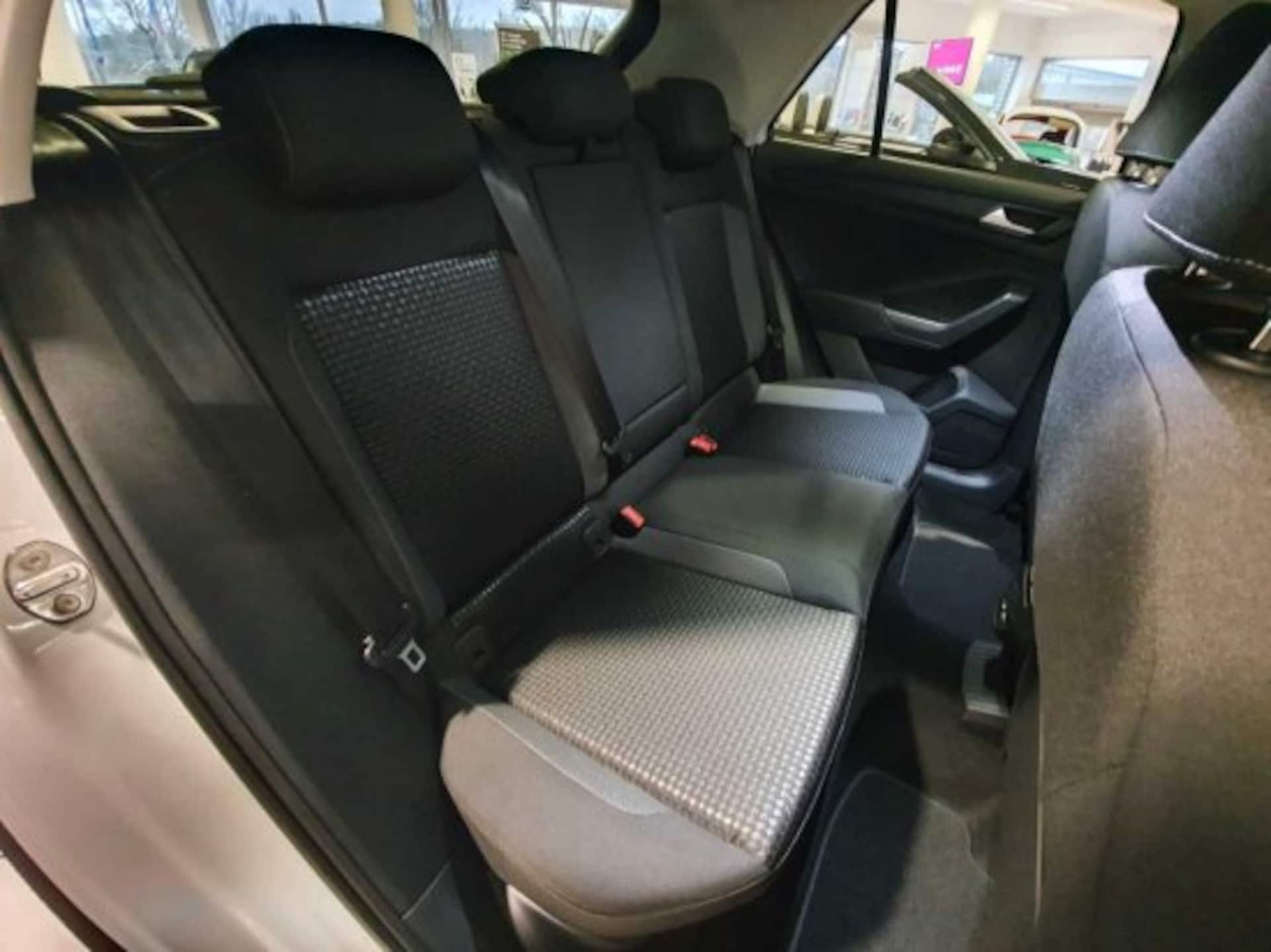Volkswagen T-Roc Active