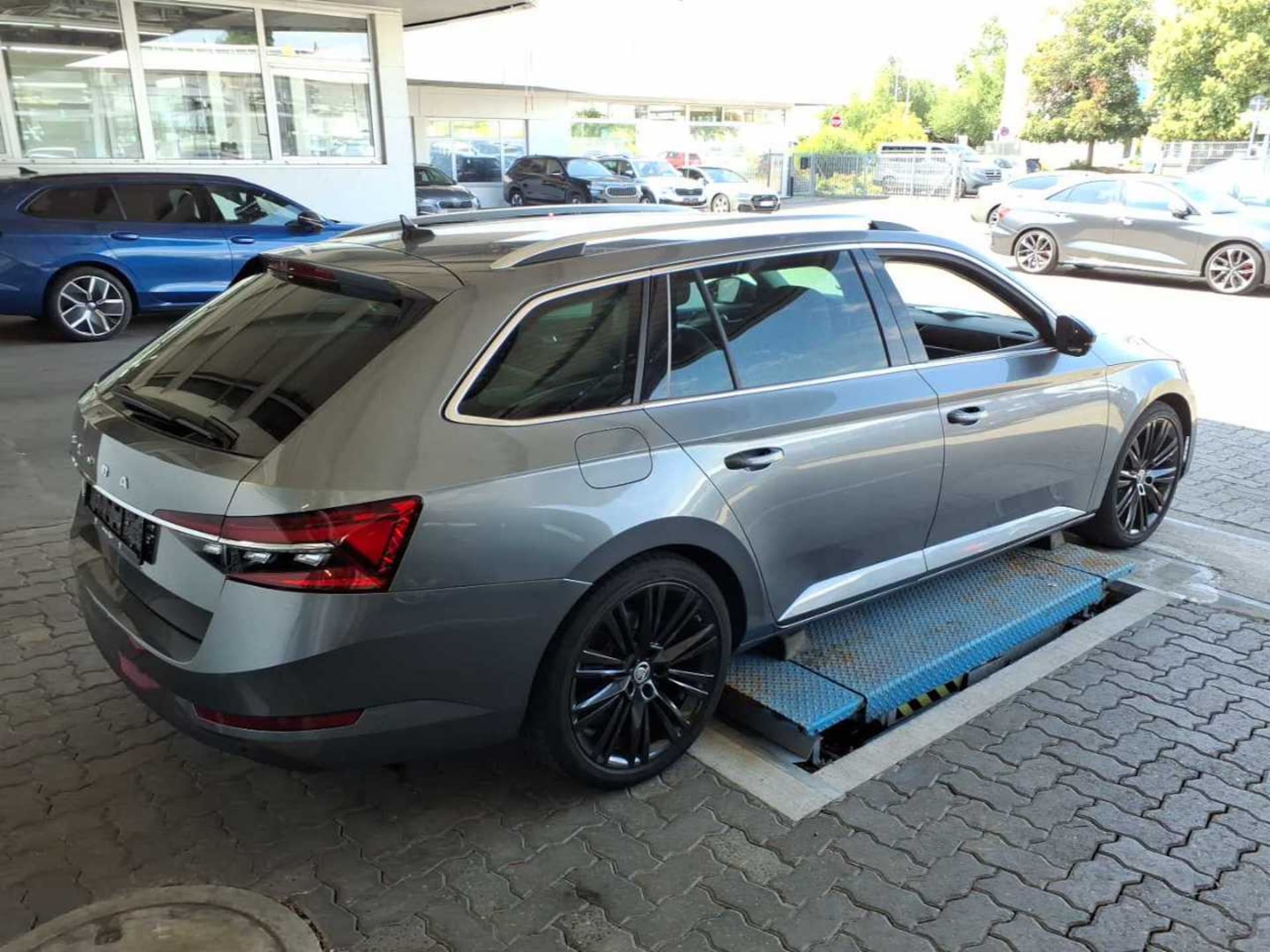 Skoda Superb Combi PREMIUM EDITION