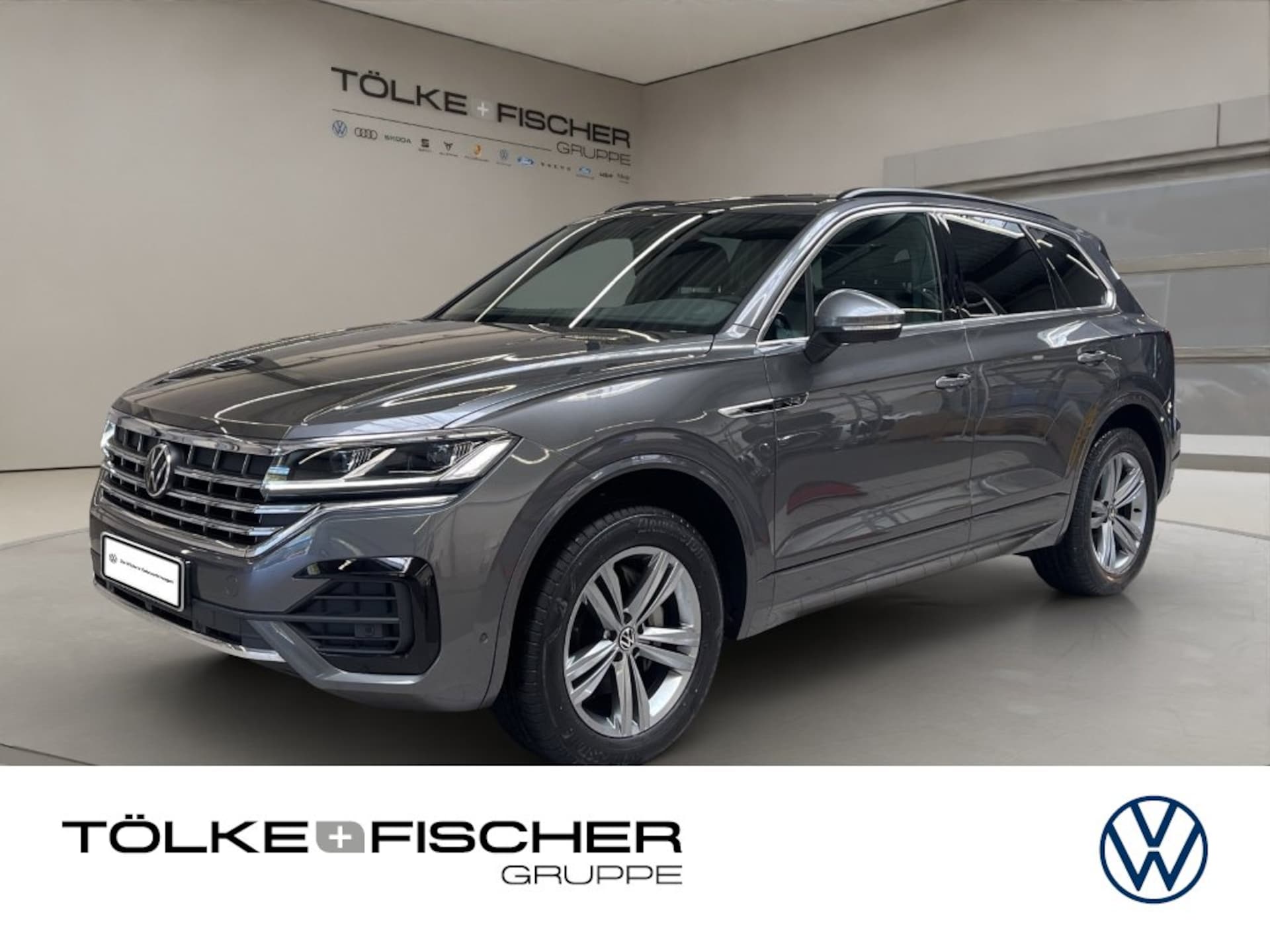 Volkswagen Touareg — Volkswagen Touareg 3.0 V6 TDI 4Motion R-Line Pano LM