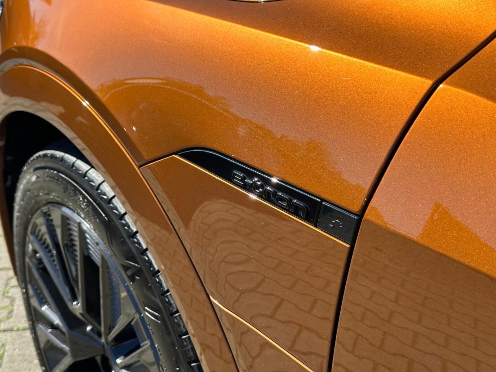 Audi Q8 Sportback e-tron – Bild 10
