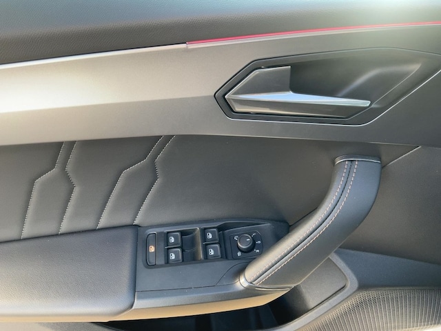 Bild des Autos 15