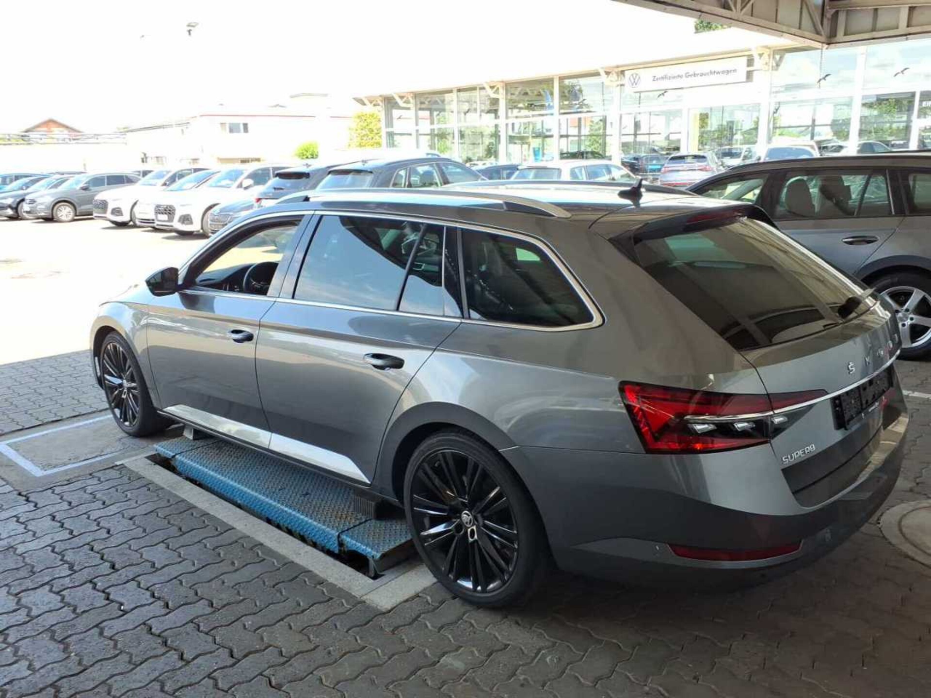 Skoda Superb Combi PREMIUM EDITION