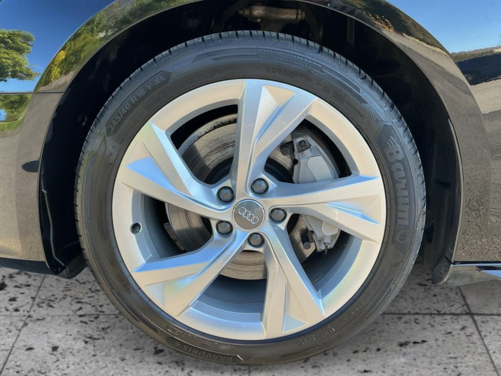 Audi A4 Avant S line