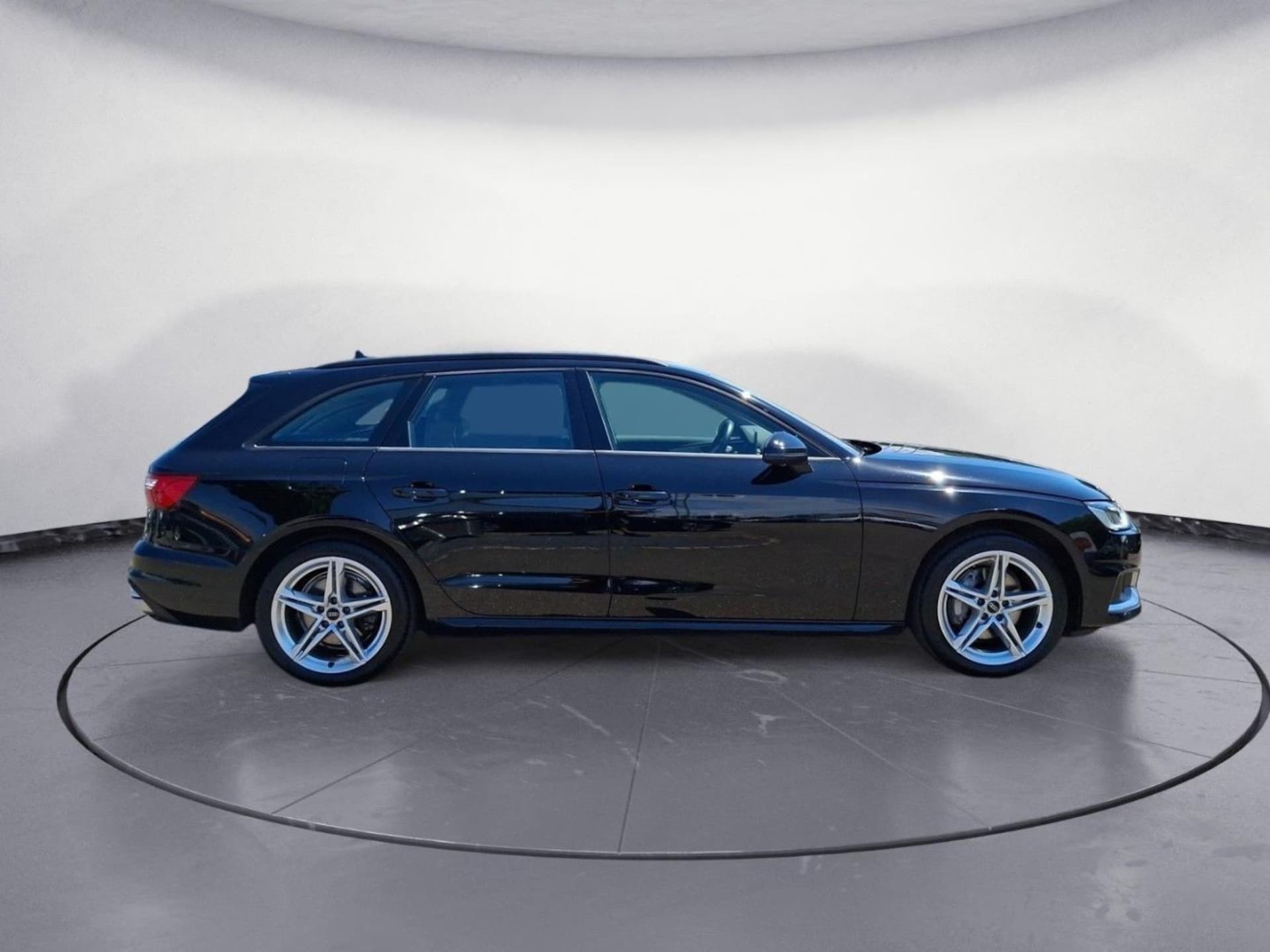 Audi A4 Avant Advanced