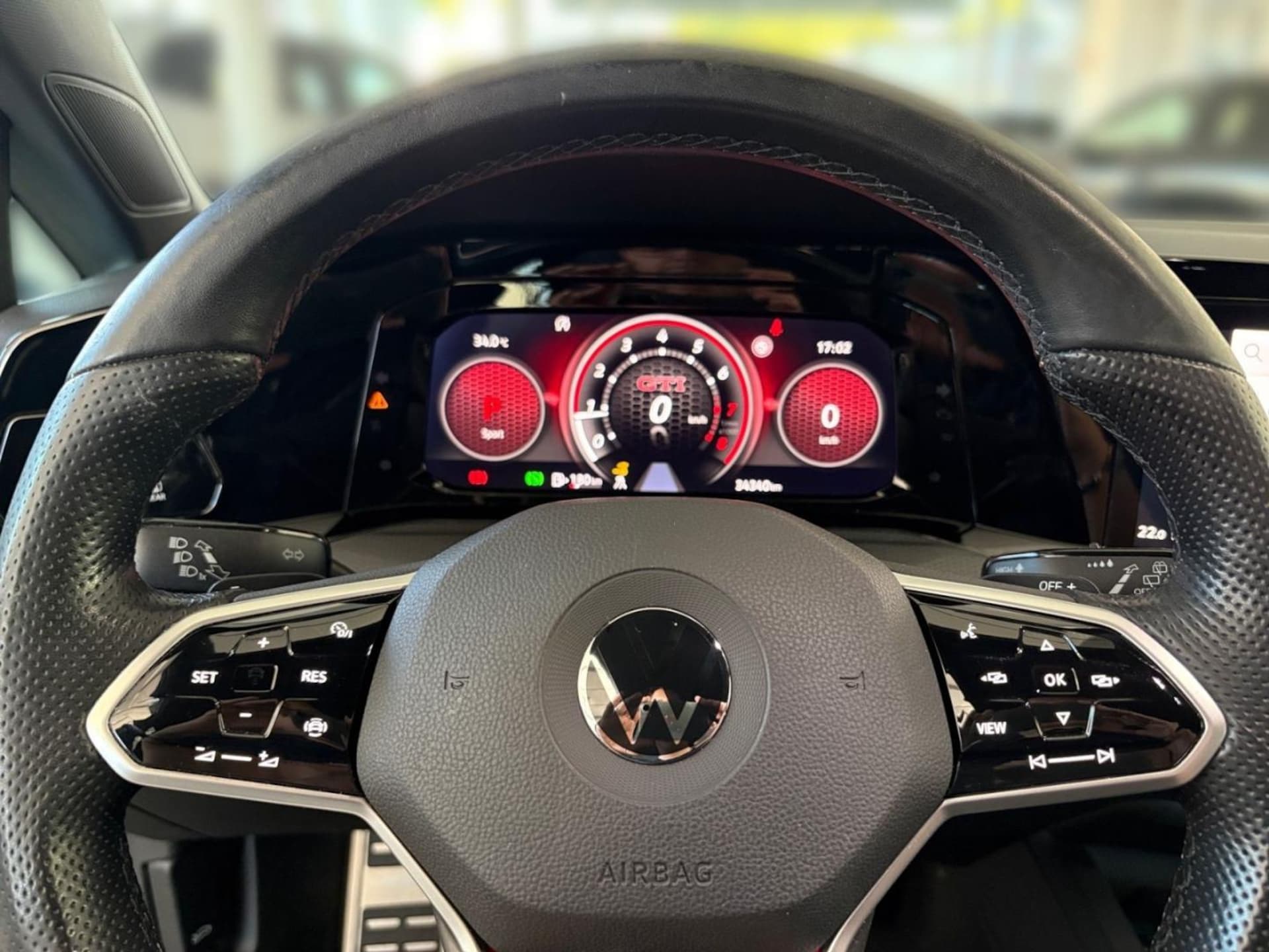 Volkswagen Golf GTI