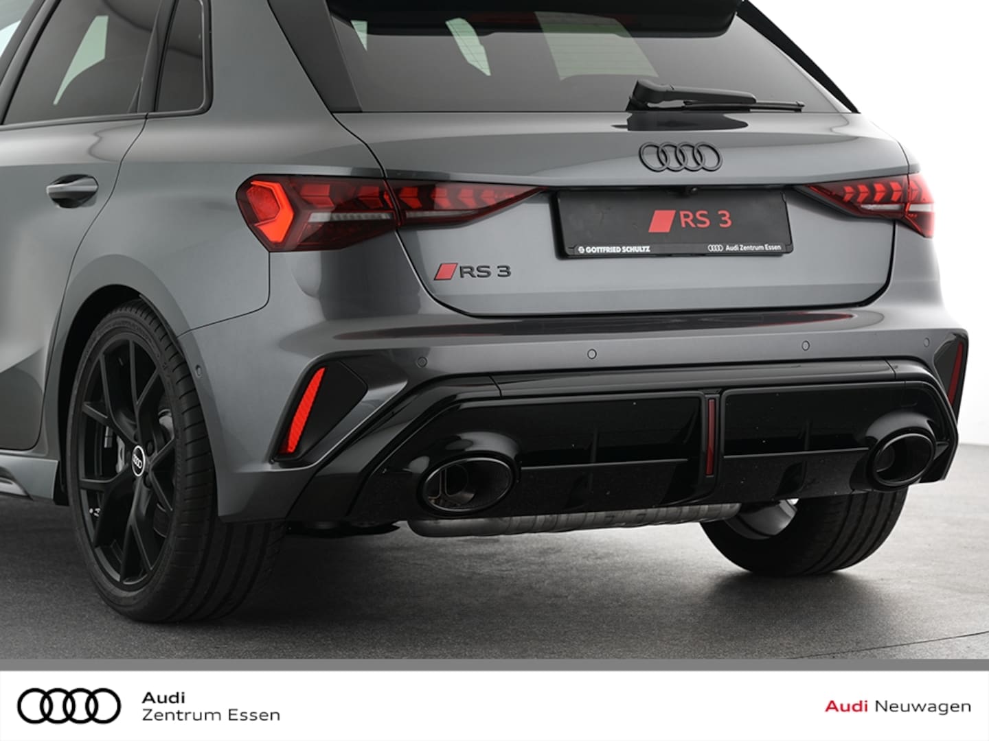 Bild über Audi RS 3 Sportback TFSI quattro 294 kW S tronic - für weitere Informationen kontaktieren Sie den Audi Partner
