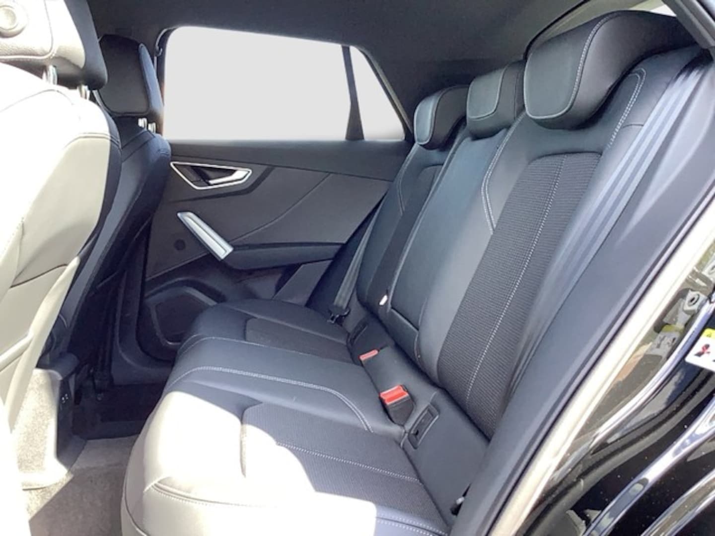Bild über Audi Q2 S line 35 TFSI S tronic - für weitere Informationen kontaktieren Sie den Audi Partner