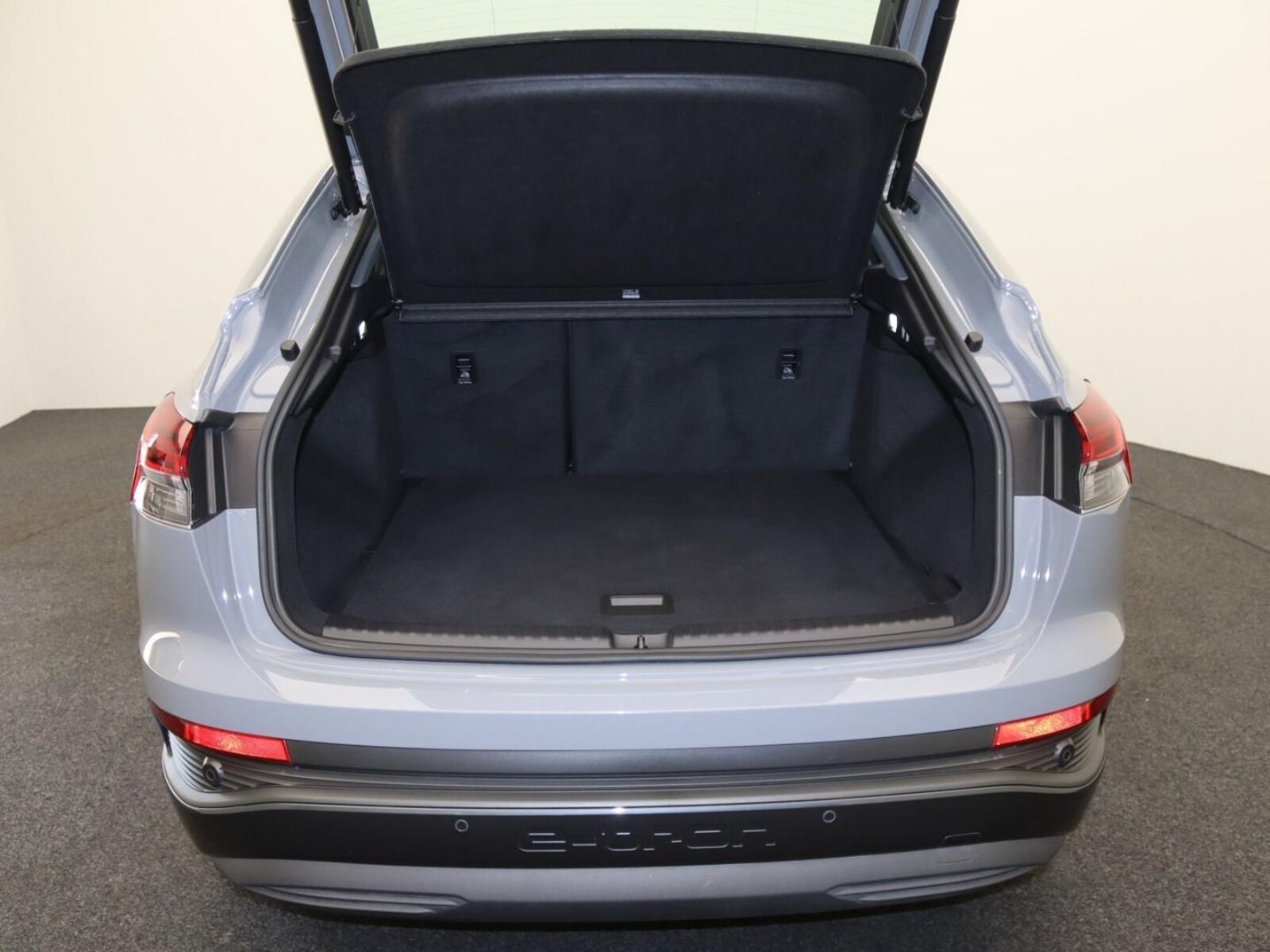 Audi Q4 Sportback e-tron – Bild 8