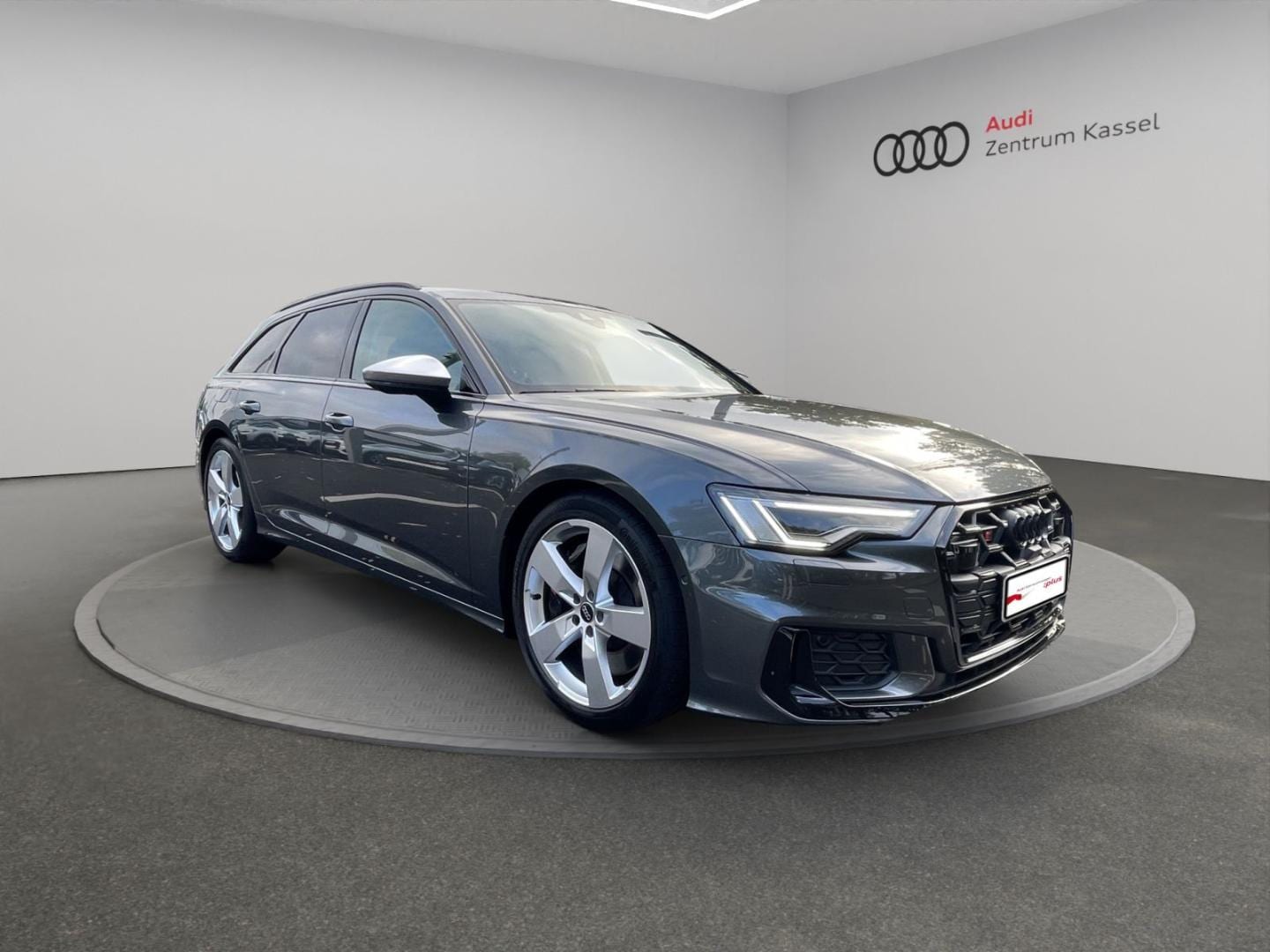 Bild über Audi S6 Avant TDI quattro tiptronic - für weitere Informationen kontaktieren Sie den Audi Partner