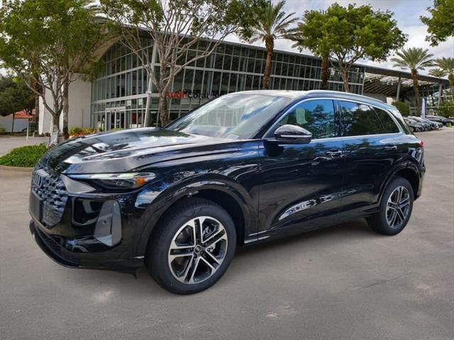 2025 Audi New Q5 Premium's photo