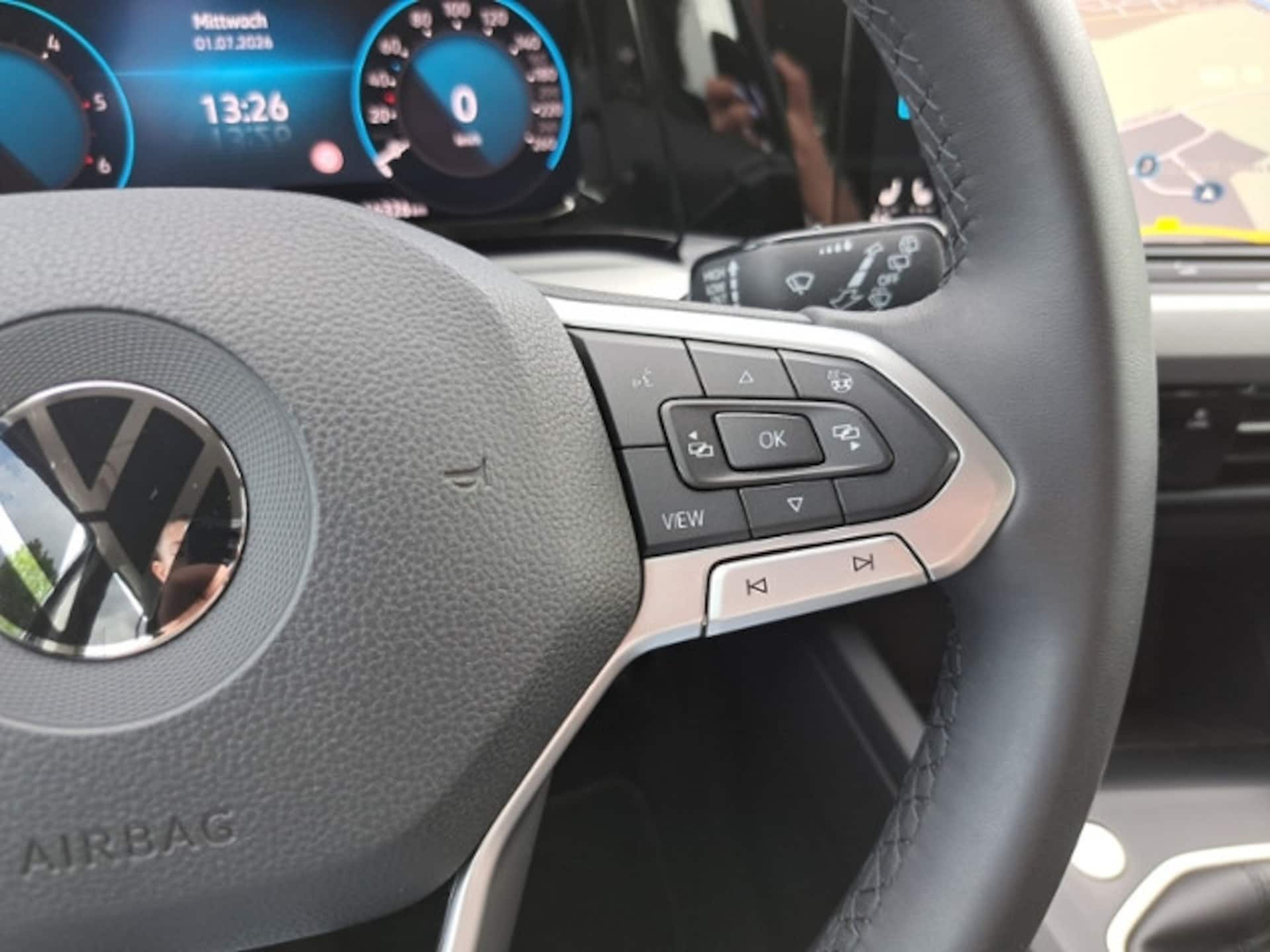 Volkswagen Golf Variant Life