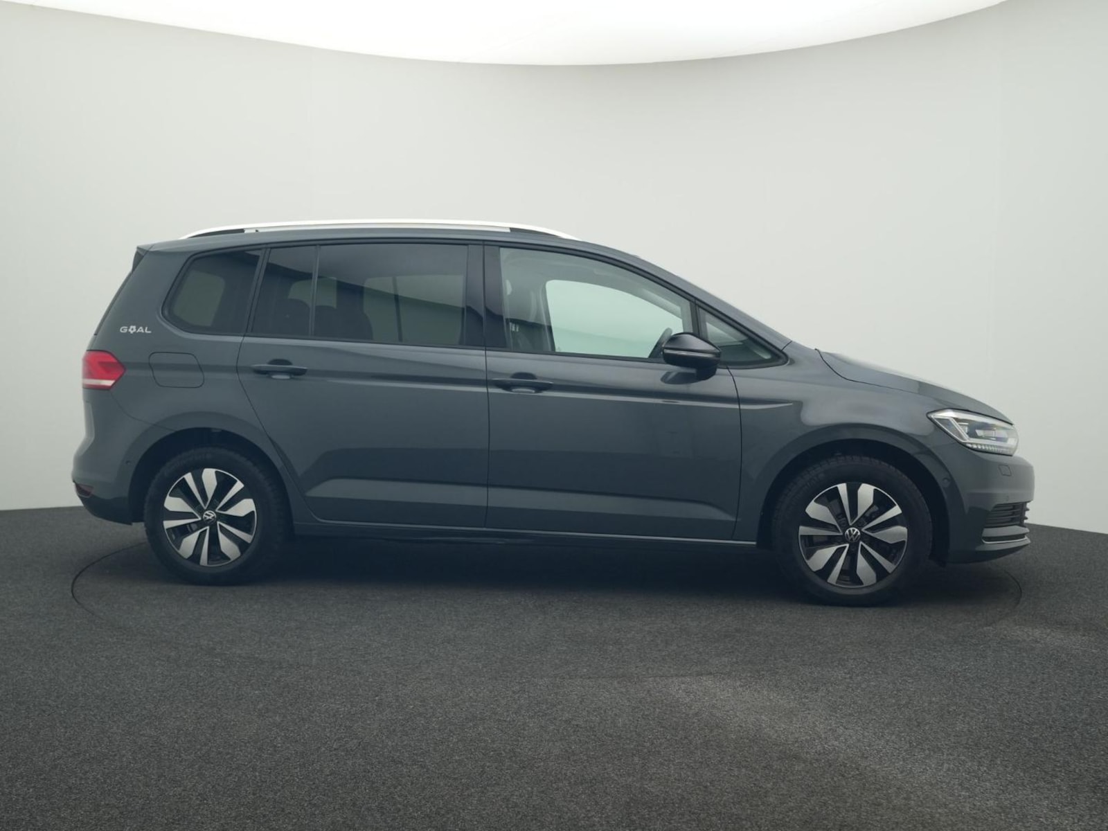 Volkswagen Touran – Bild 8