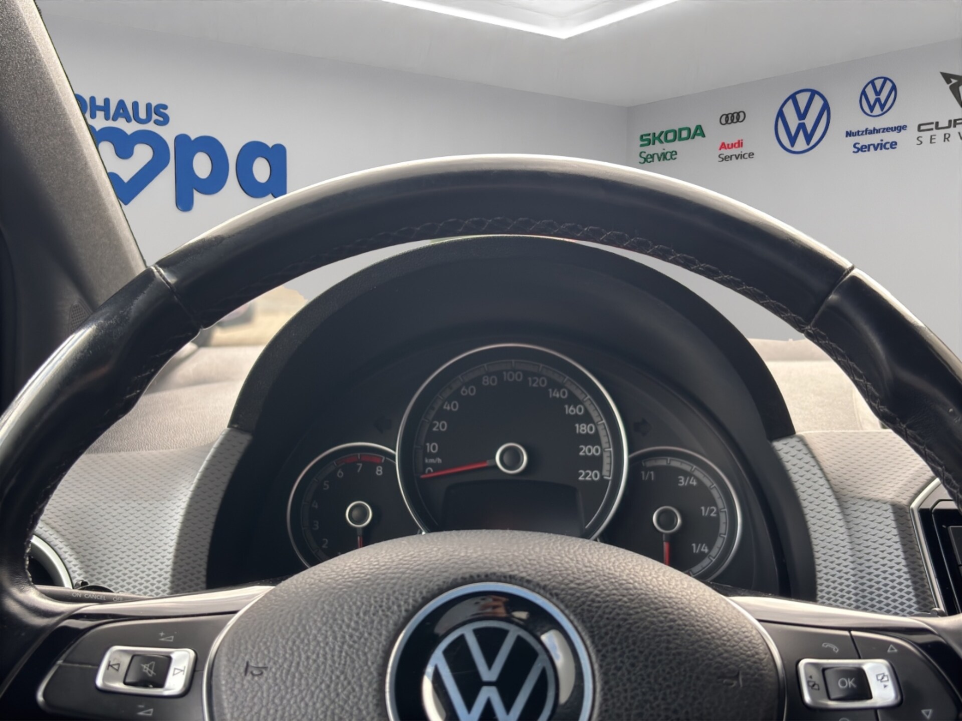 Volkswagen up! ACTIVE