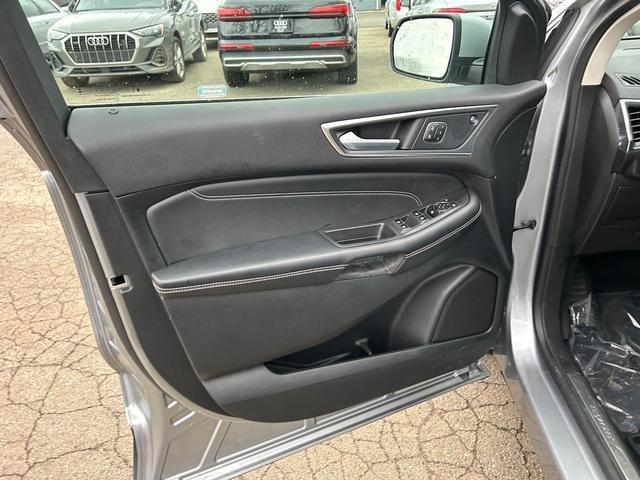 2024 Ford Edge Titanium - Photo 9