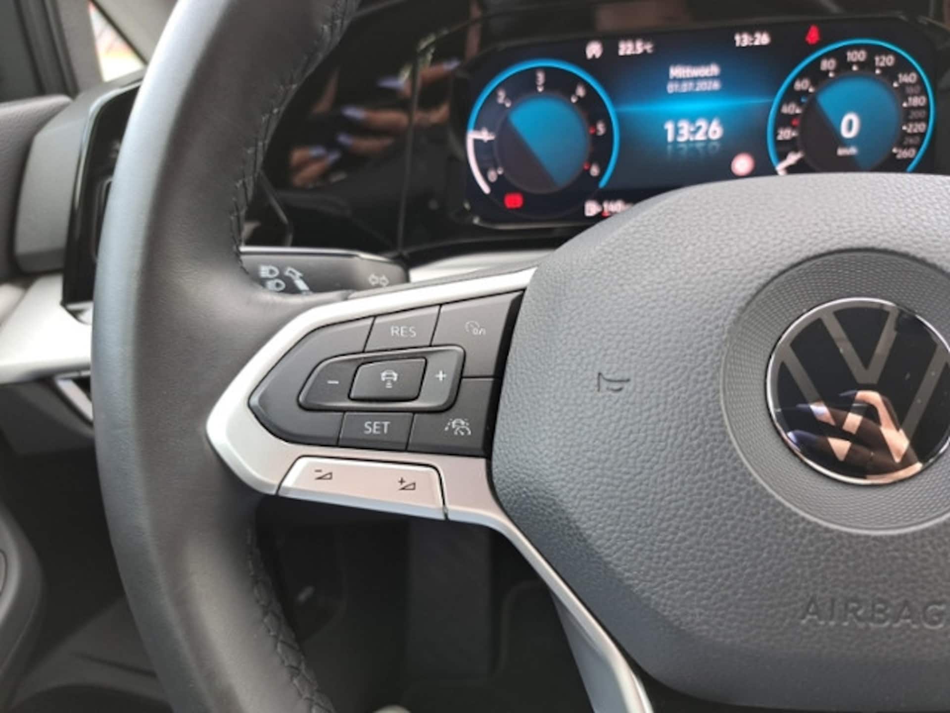 Volkswagen Golf Variant Life