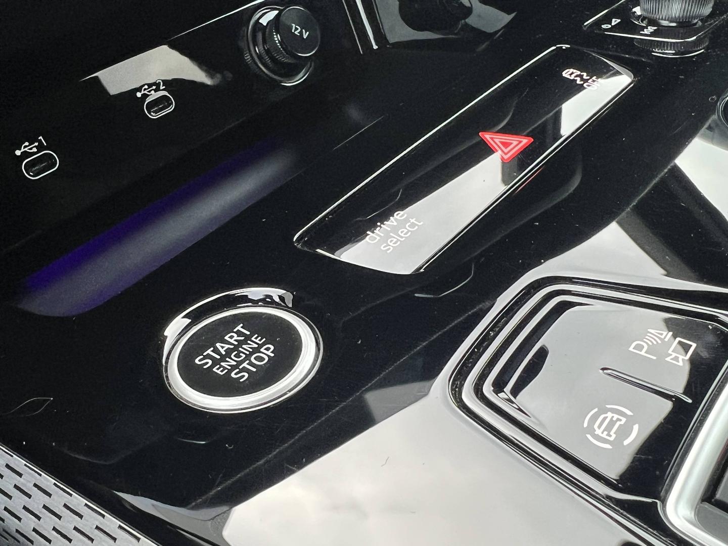 Image about Audi A5 Avant Design TDI Hybride 204 ch S tronic