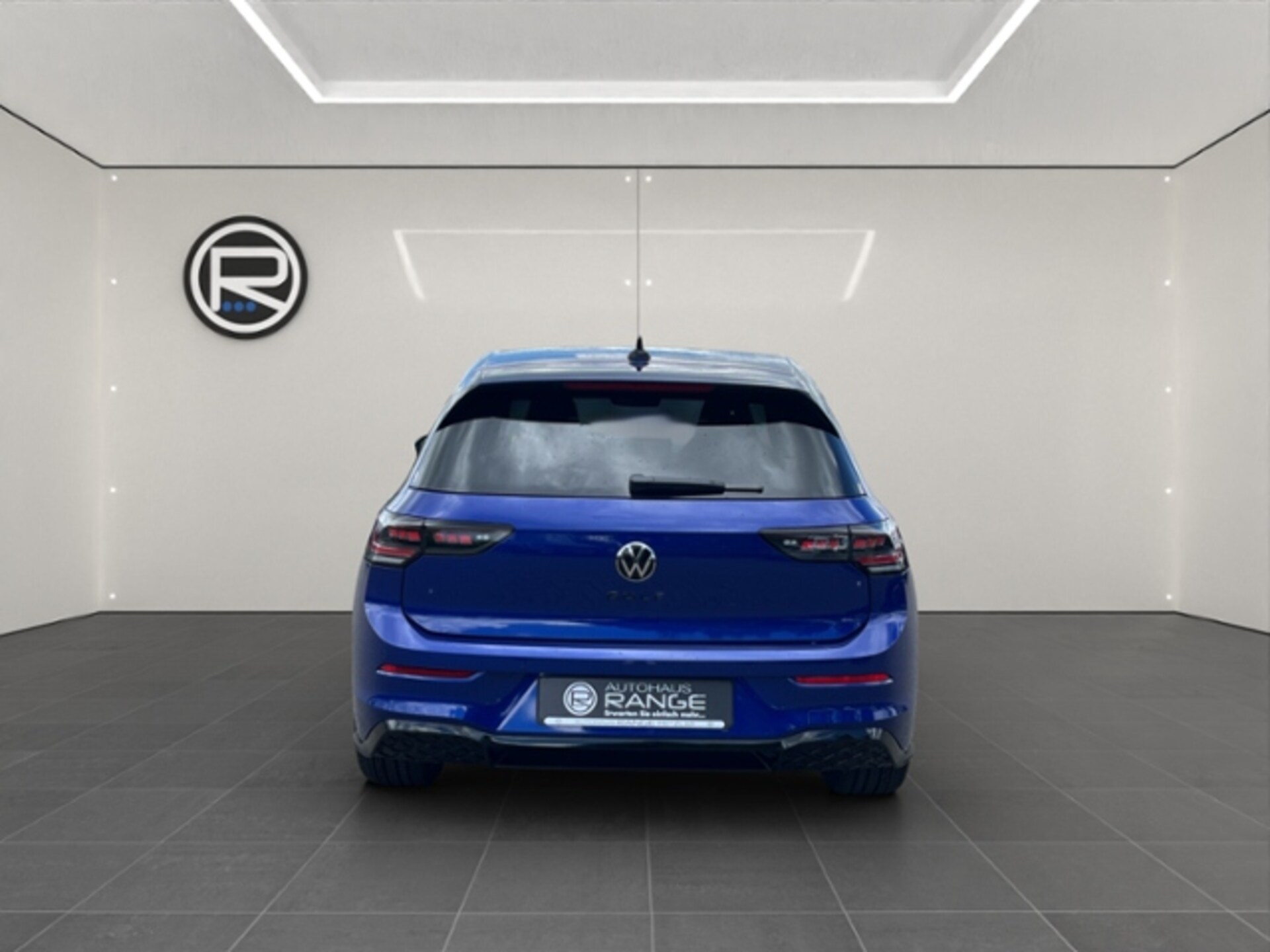 Volkswagen Golf R-Line