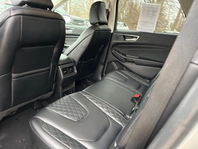 2024 Ford Edge Titanium - Photo 12