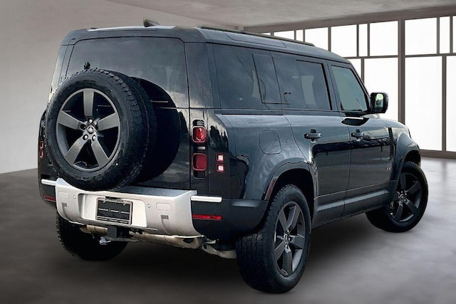 2025 Land Rover Defender