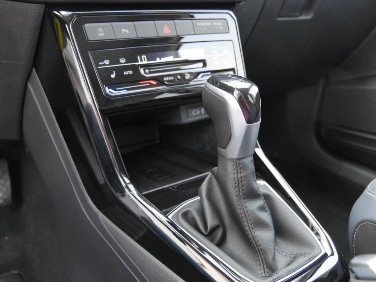 Volkswagen T-Cross – Bild 14