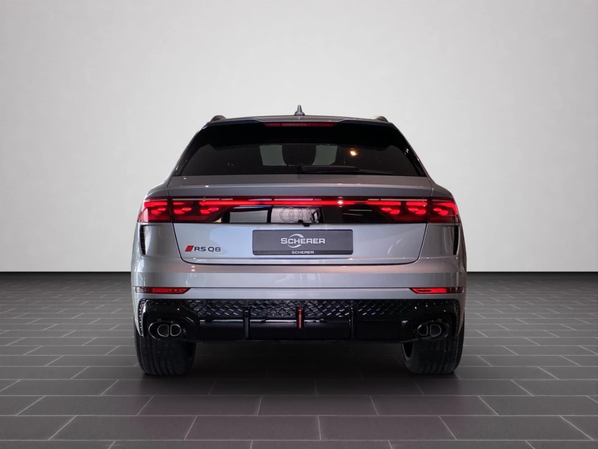 Audi RS Q8 SUV performance