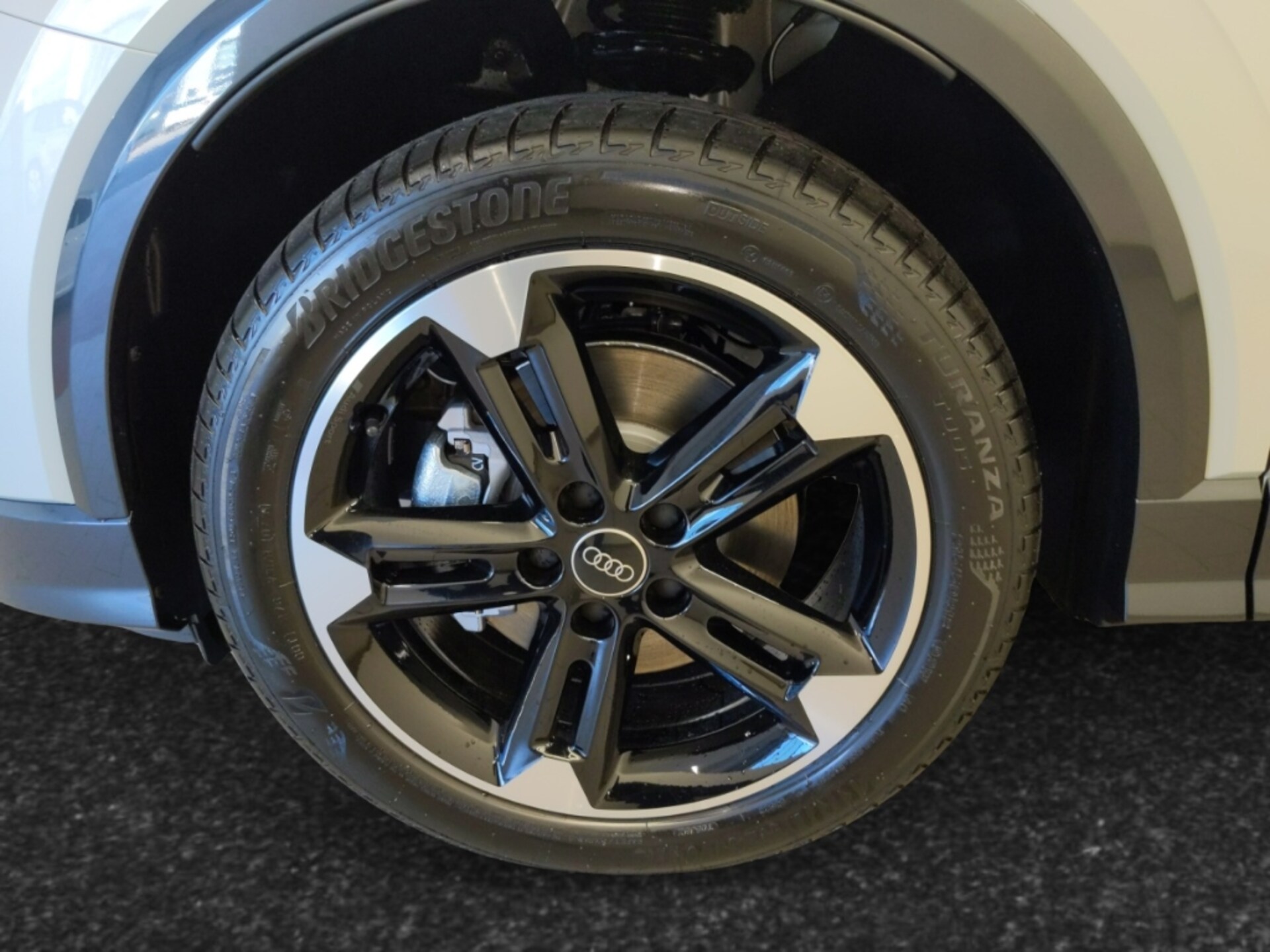 Audi Q2 S line