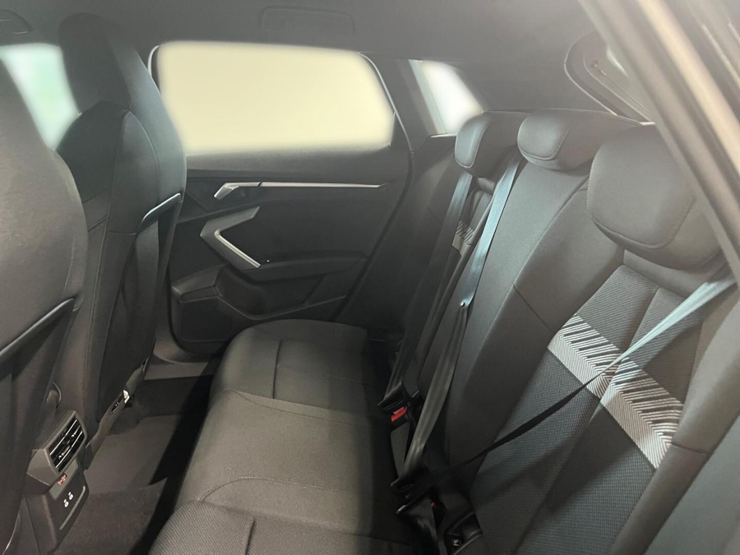 Bild über Audi A3 Sportback TDI S tronic - für weitere Informationen kontaktieren Sie den Audi Partner