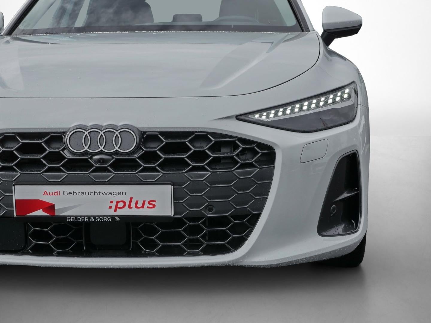Bild über Audi A6 Avant TDI 150 kW S tronic - für weitere Informationen kontaktieren Sie den Audi Partner