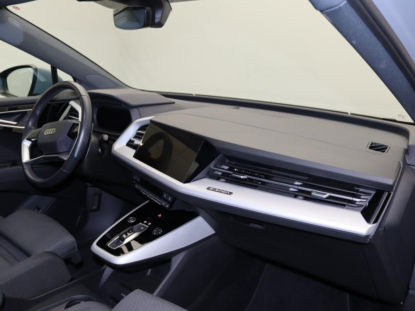 Bild über Audi Q4 Sportback e-tron 40 e-tron - für weitere Informationen kontaktieren Sie den Audi Partner