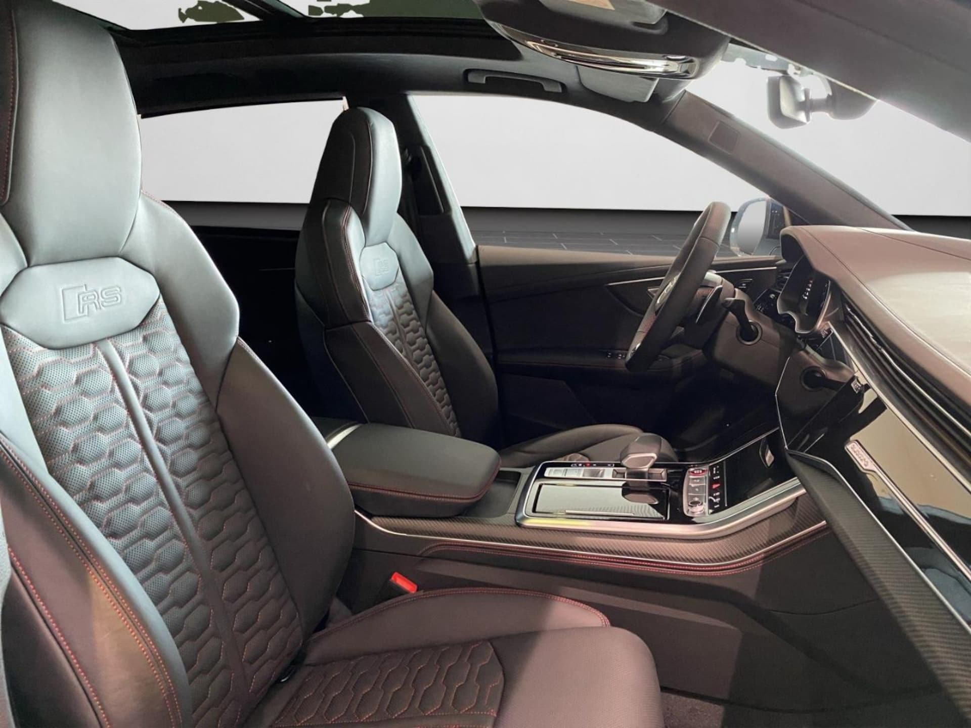 Audi RS Q8 SUV performance