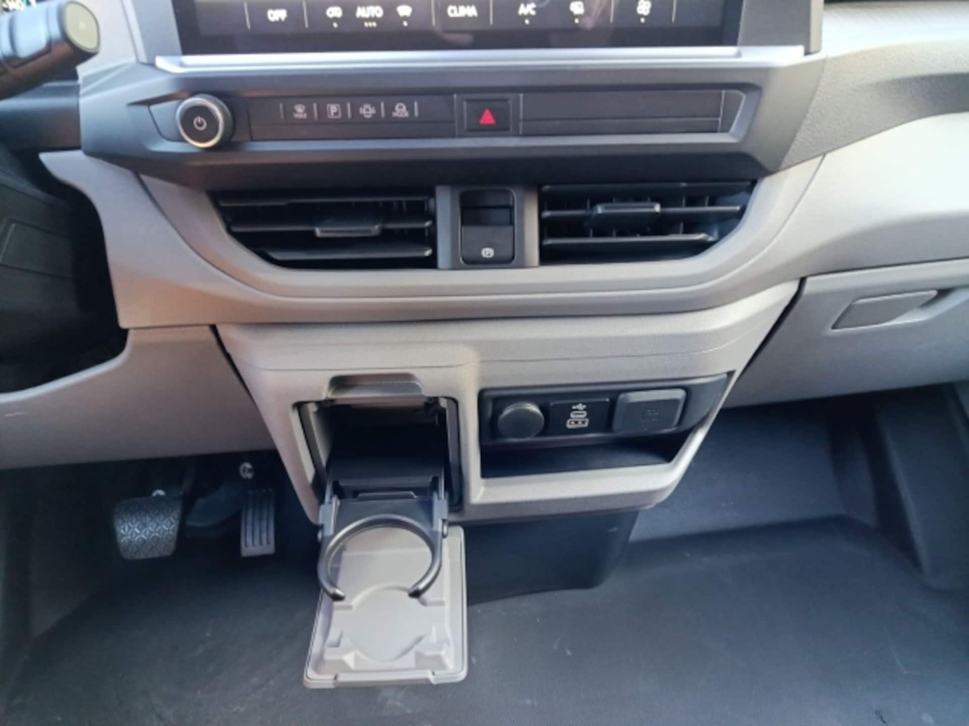 Volkswagen Transporter Kasten langer Radstand