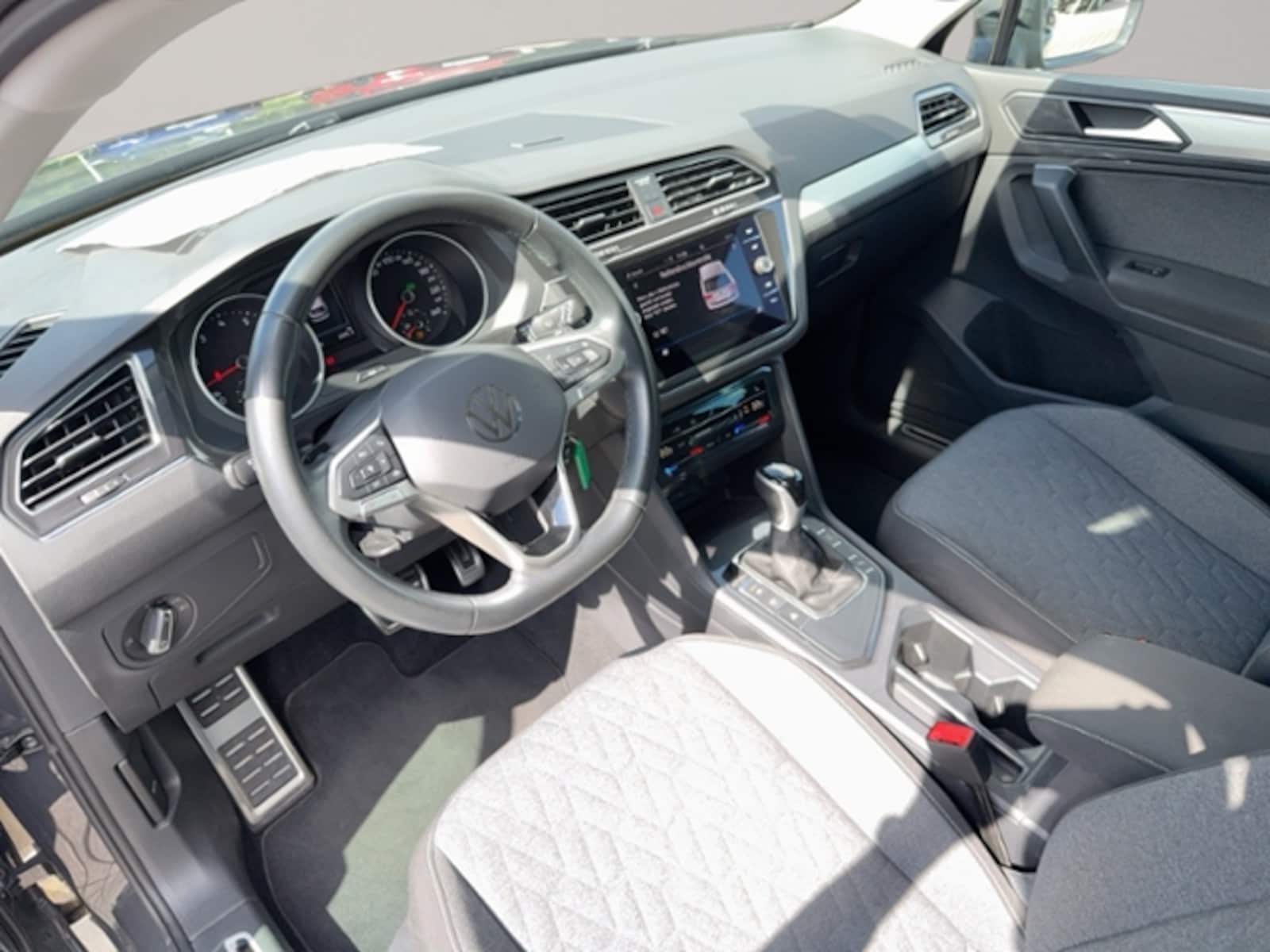 Volkswagen Tiguan – Bild 10