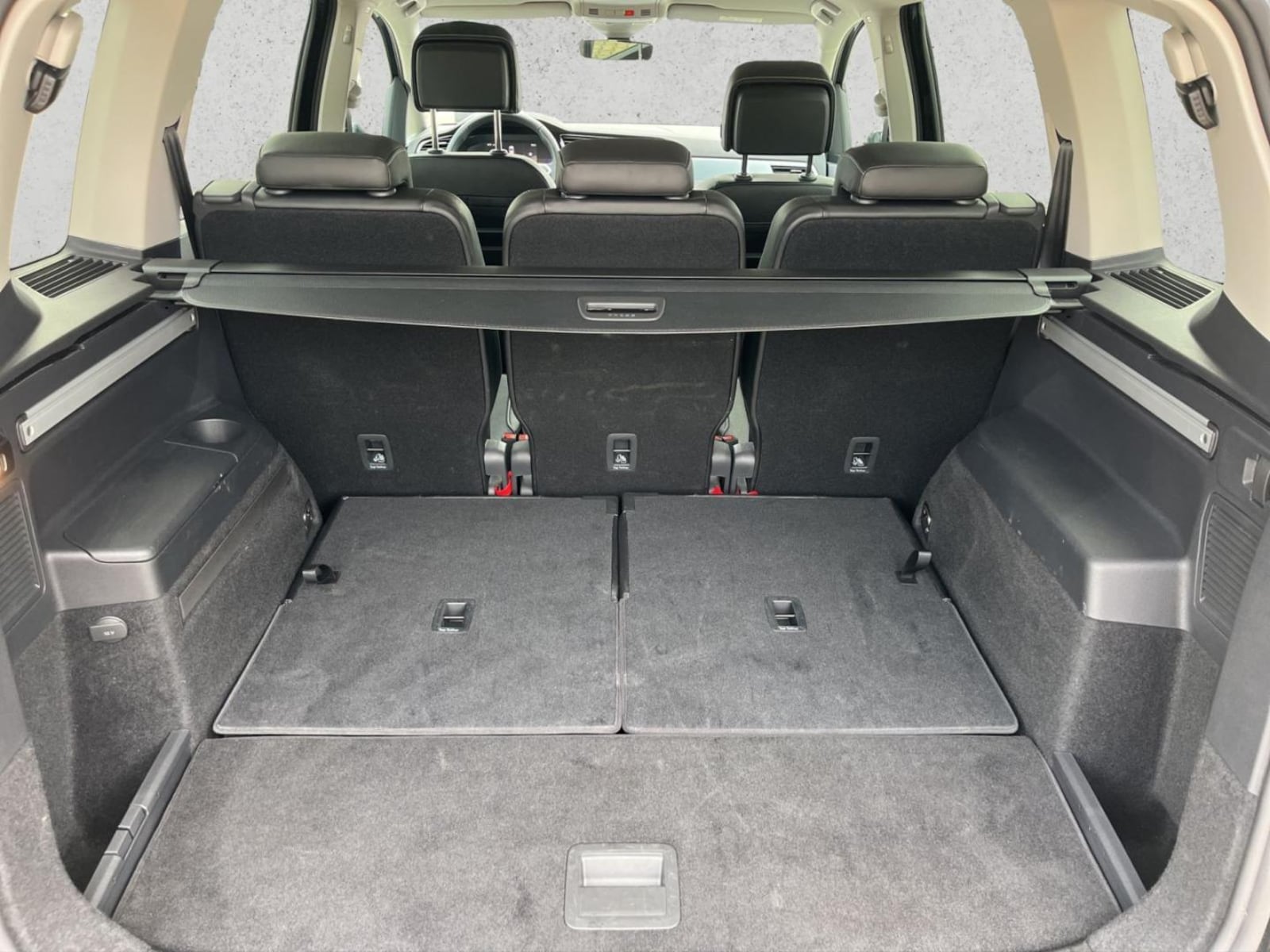 Volkswagen Touran – Bild 18
