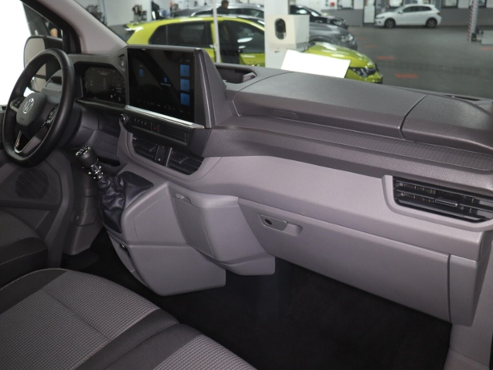 Volkswagen Caravelle – Bild 10