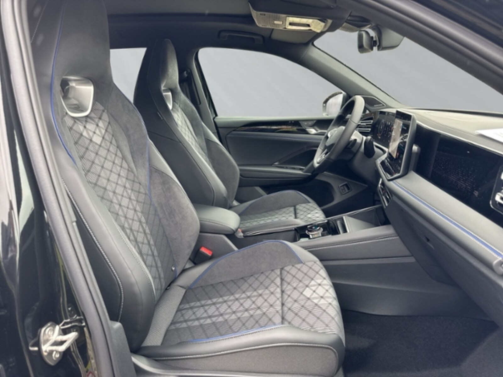 Volkswagen Tiguan – Bild 11