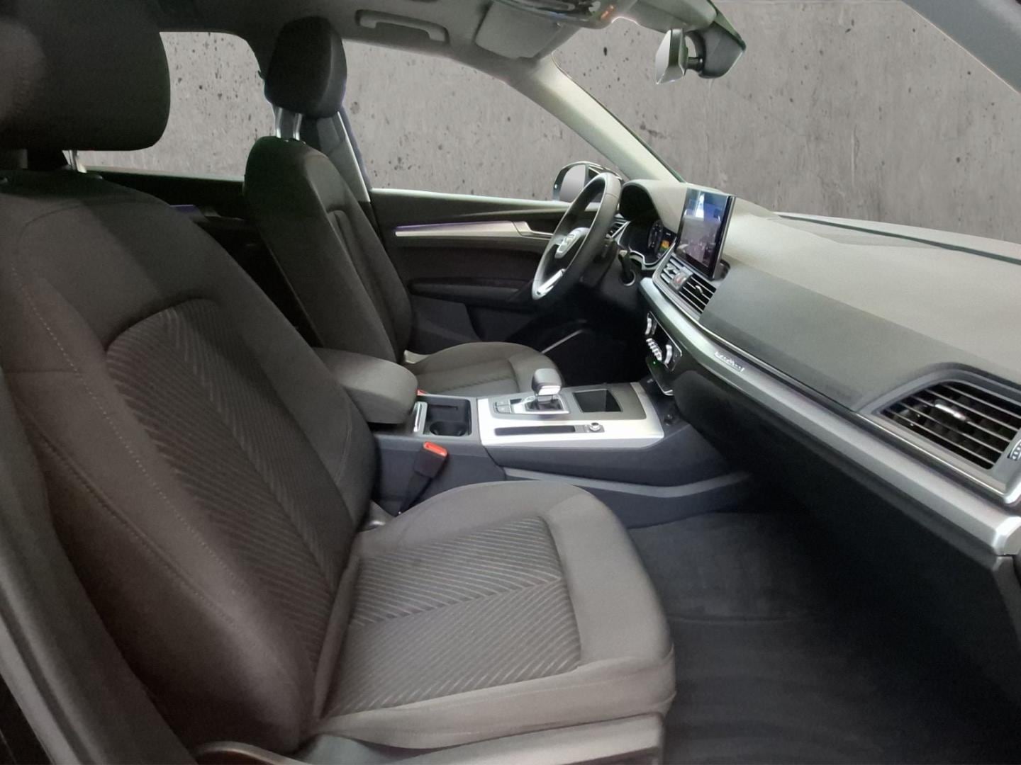 Bild über Audi Q5 TFSI e S line business 50 TFSI e quattro S tronic - für weitere Informationen kontaktieren Sie den Audi Partner