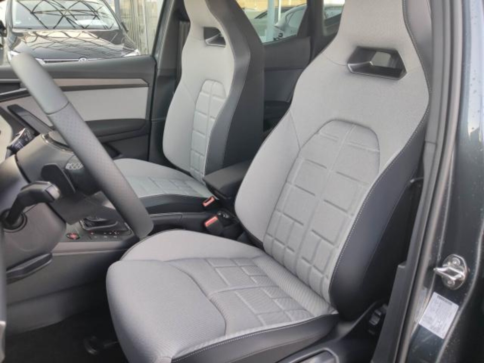 SEAT Arona – Bild 7