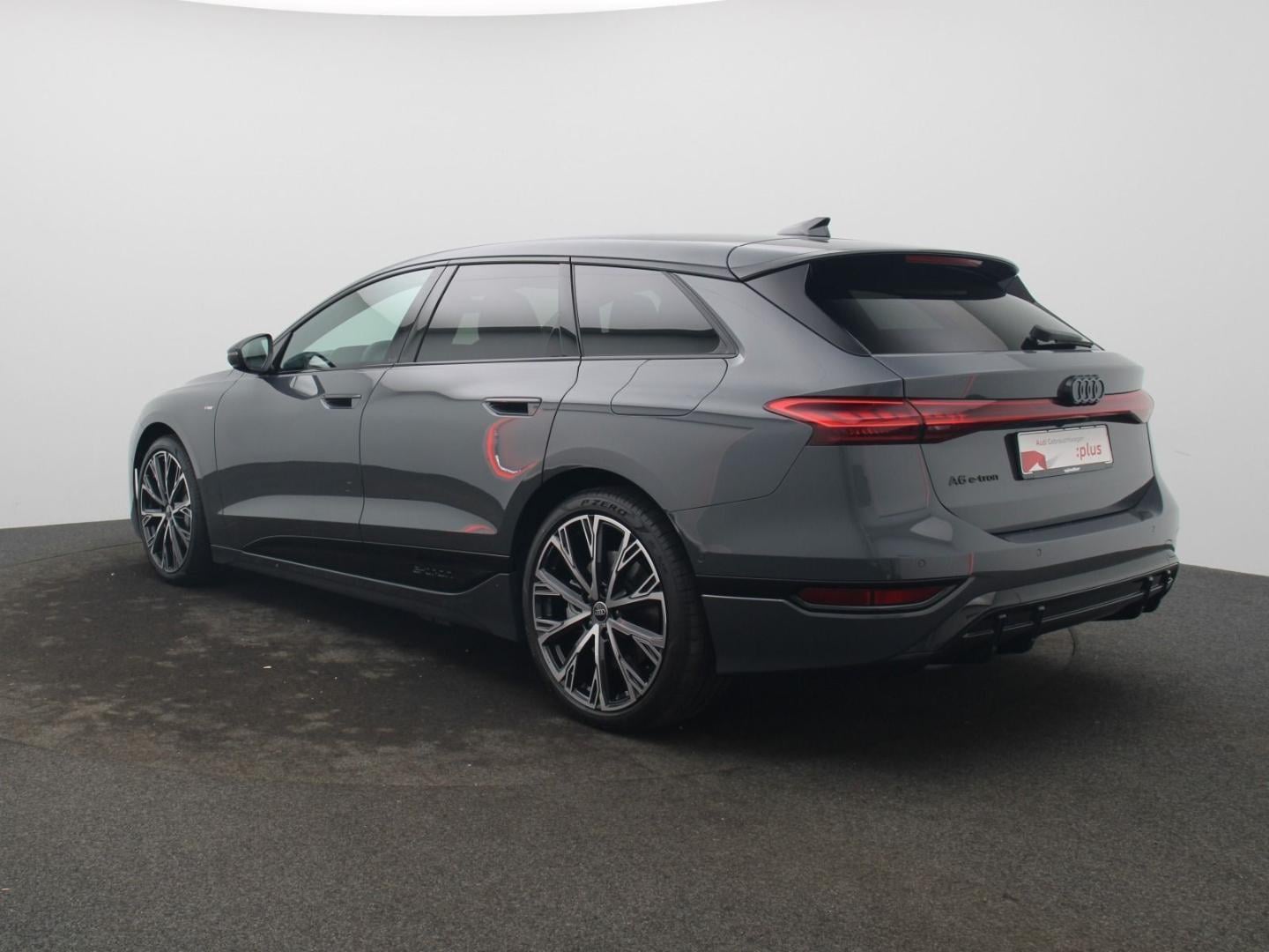 Bild über Audi A6 Avant e-tron S line business e-tron performance 270 kW - für weitere Informationen kontaktieren Sie den Audi Partner