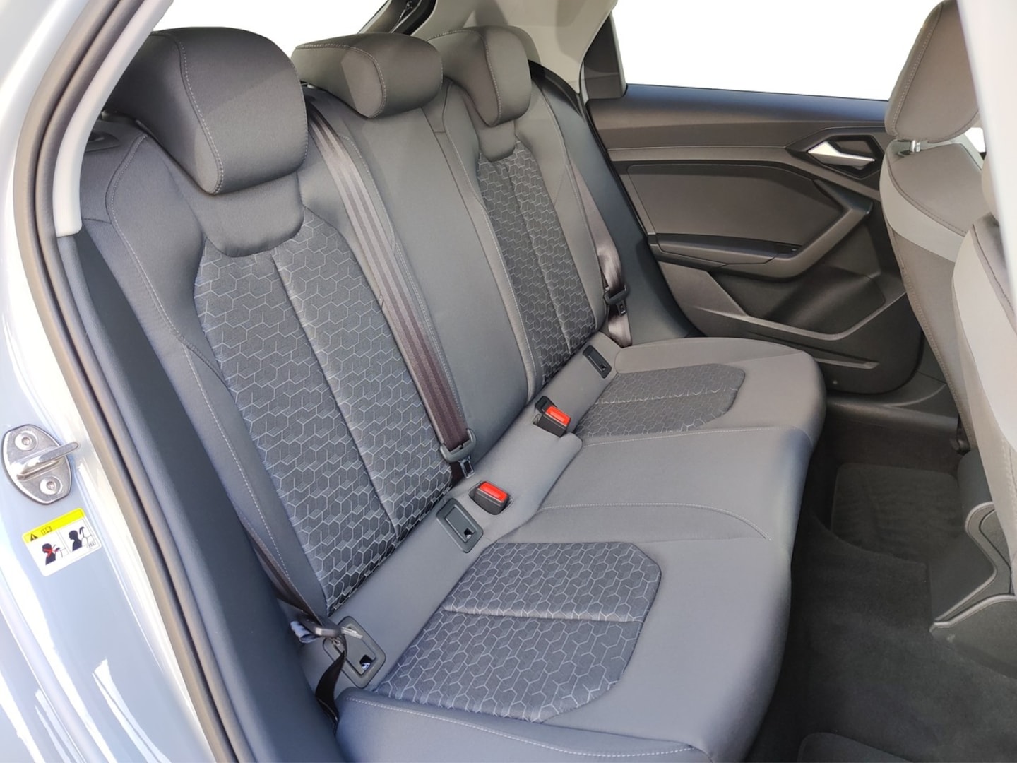 Bild über Audi A1 Sportback advanced 30 TFSI S tronic - für weitere Informationen kontaktieren Sie den Audi Partner