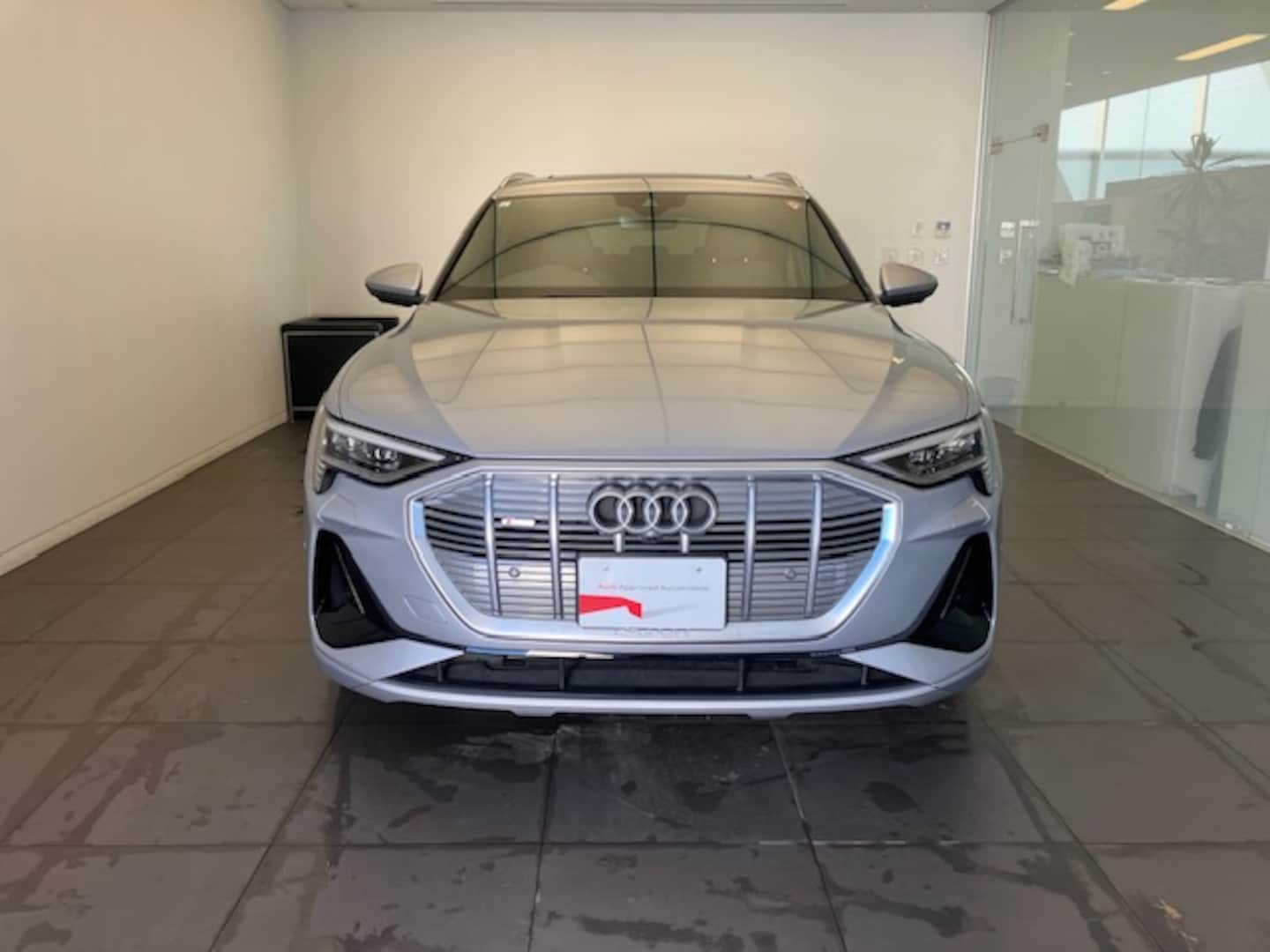Audi e-tron 55 quattro S line 300,00 kW for more details contact your dealer