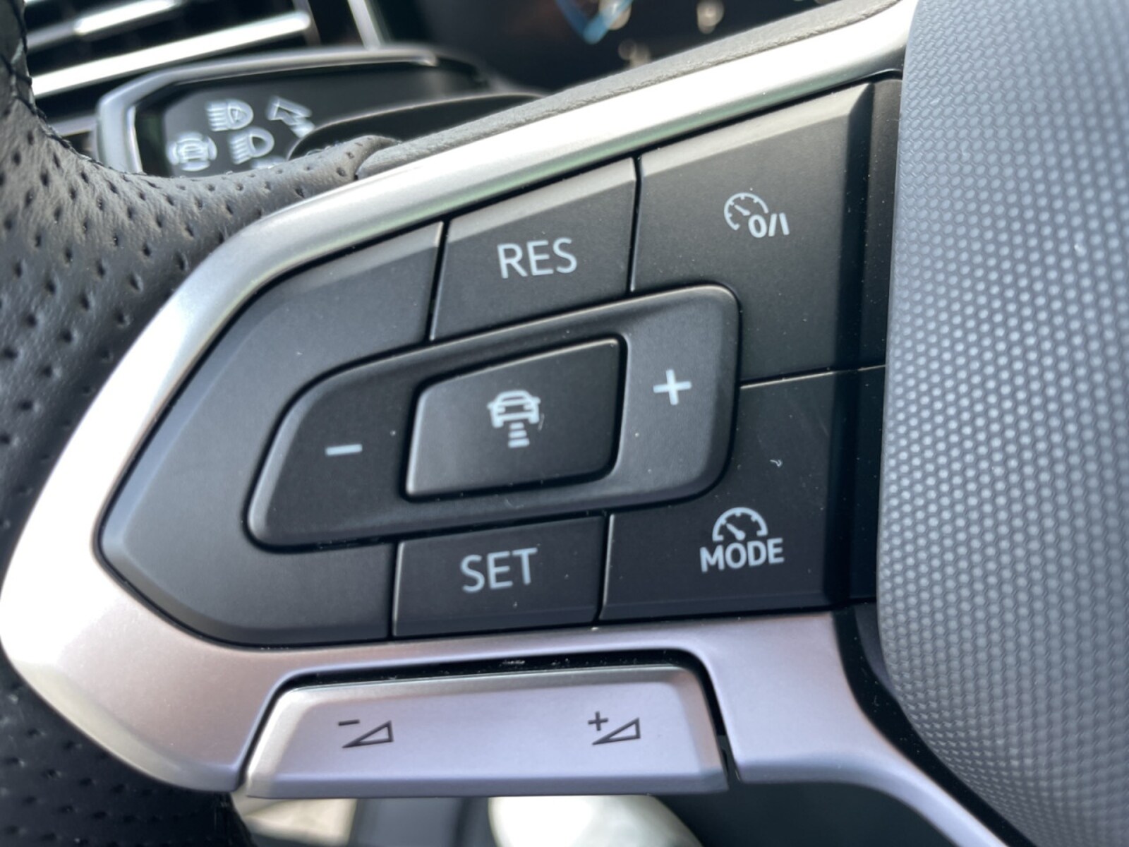 Volkswagen Touareg – Bild 15