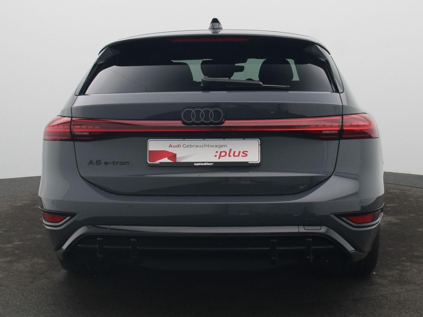 Bild über Audi A6 Avant e-tron S line business e-tron performance 270 kW - für weitere Informationen kontaktieren Sie den Audi Partner